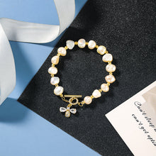 Load image into Gallery viewer, Pearl Little Bee Bracelet