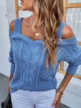 Load image into Gallery viewer, Long Shoulder Sweater