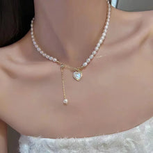 Load image into Gallery viewer, Delicate Purple Butterfly Necklace