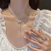 Load image into Gallery viewer, Frosted Butterfly Pendant Fashion Snake Bone Chain
