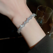 Load image into Gallery viewer, Exquisite Geometric Opening Bracelet Sweet Elegant Bracelet