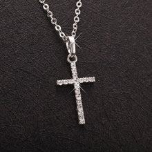 Load image into Gallery viewer, Frosted Butterfly Pendant Fashion Snake Bone Chain