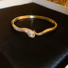 Load image into Gallery viewer, Exquisite Simple Snake Bracelet Fashion Elegant