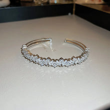 Load image into Gallery viewer, Exquisite Geometric Opening Bracelet Sweet Elegant Bracelet