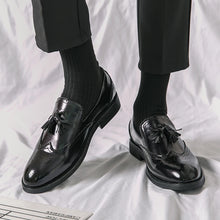 Load image into Gallery viewer, Italian Loafers Men Tassel Slip-on Fashion Leather Shoes