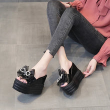 Load image into Gallery viewer, Casual Platform Butterfly-Knot Sandals