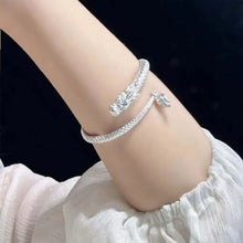 Load image into Gallery viewer, Fashion Chinese Style Zodiac Dragon Bangle