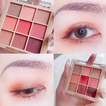 Load image into Gallery viewer, 40 Colors Eyeshadow Palette Glitter