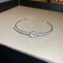 Load image into Gallery viewer, New Exquisite Geometric Opening Bracelet Fashion Elegant