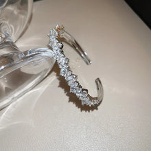 Load image into Gallery viewer, Exquisite Geometric Opening Bracelet Sweet Elegant Bracelet