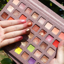 Load image into Gallery viewer, 40 Colors Eyeshadow Palette Glitter