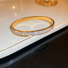 Load image into Gallery viewer, Exquisite Geometric Buckle Bracelet Fashion