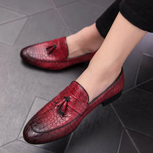 Load image into Gallery viewer, Crocodile Pattern Loafers Tassel Thick Sole Pointed Toes