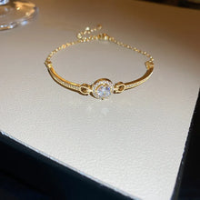 Load image into Gallery viewer, Exquisite Simple Snake Bracelet Fashion Elegant