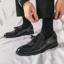 Load image into Gallery viewer, Italian Loafers Men Tassel Slip-on Fashion Leather Shoes