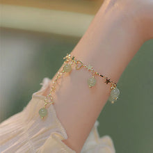 Load image into Gallery viewer, Jade Bracelet Vintage