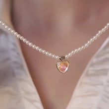 Load image into Gallery viewer, Elegant Exquisite Light Luxury Pearl Heart Pendant