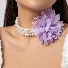 Load image into Gallery viewer, Big Rose Imitation Pearl Short Choker