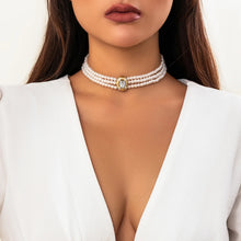 Load image into Gallery viewer, Multilayer Vintage Pearl Choker