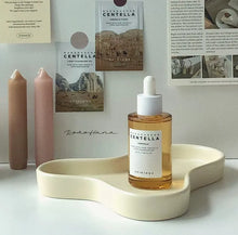 Load image into Gallery viewer, Centella Essence Whiten Moisturizing Hydrating Moisturizing And
