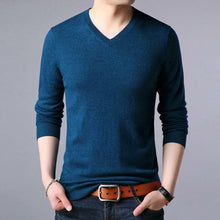 Load image into Gallery viewer, 100% Wool Top Grade New Fashion Brand Knit Mens V Neck Sweater
