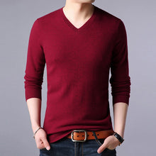 Load image into Gallery viewer, 100% Wool Top Grade New Fashion Brand Knit Mens V Neck Sweater