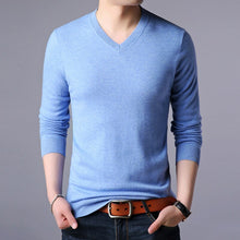 Load image into Gallery viewer, 100% Wool Top Grade New Fashion Brand Knit Mens V Neck Sweater