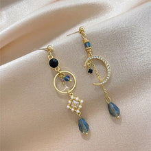 Load image into Gallery viewer, New Arrival Vintage Elegant Blue Crystal Moon Fringe Drop - Sophornlilly