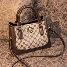 Load image into Gallery viewer, New Fashion Plum Blossom Lock Retro All match Lady Shoulder