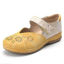 Load image into Gallery viewer, Retro Women Casual Sandals Hollow Out Beach Slippers Vintage Lady - Sophornlilly