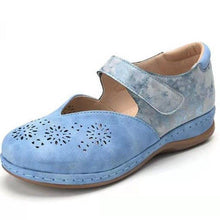 Load image into Gallery viewer, Retro Women Casual Sandals Hollow Out Beach Slippers Vintage Lady - Sophornlilly