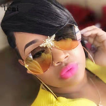 Load image into Gallery viewer, Fashion Modern Oversized Sunglasses