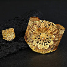 Load image into Gallery viewer, Luxury Style Cuff Bangles With Ring