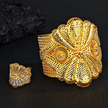 Load image into Gallery viewer, Luxury Style Cuff Bangles With Ring