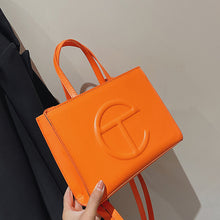 Load image into Gallery viewer, Crossbody Bag