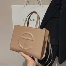 Load image into Gallery viewer, Crossbody Bag