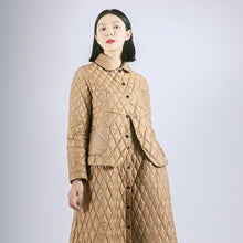 Load image into Gallery viewer, New Fashion Leisure High end Diamond Women's Short Light Autumn