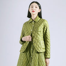 Load image into Gallery viewer, New Fashion Leisure High end Diamond Women's Short Light Autumn