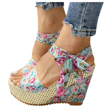 Load image into Gallery viewer, Lace Wedge Sandals