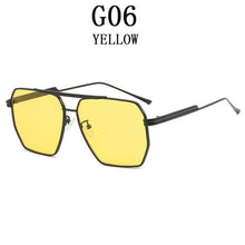 Load image into Gallery viewer, Vintage Sunglasses