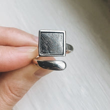 Load image into Gallery viewer, Muonionalusta Meteorite Square Sterling Silver Ring