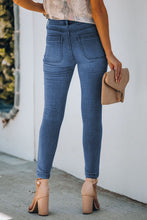 Load image into Gallery viewer, Button Fly Skinny Jeans