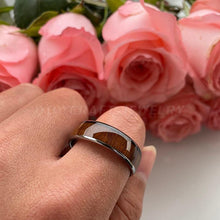 Load image into Gallery viewer, 8mm Koa Nature Wood Inlay Tungsten Carbide Ring for Men Wedding Band - Sophornlilly