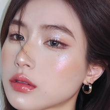 Load image into Gallery viewer, 9 Colors Eyeshadow Palette Matte Shimmering Naturally Long Lasting No