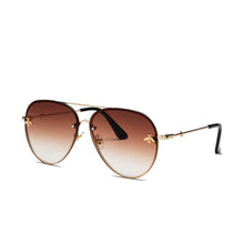 Load image into Gallery viewer, Luxury Bee Pilot Sunglasses Fashion Shades Metal