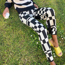 Load image into Gallery viewer, Autumn Knit Plaid Pants Black and White Streetwear Vintage Fashion