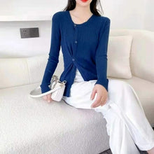 Load image into Gallery viewer, Round neck Wool Sweater Women's Buckle Bottom