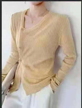 Load image into Gallery viewer, Round neck Wool Sweater Women's Buckle Bottom