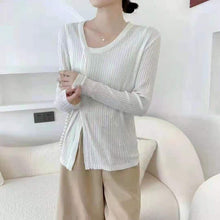 Load image into Gallery viewer, Round neck Wool Sweater Women's Buckle Bottom