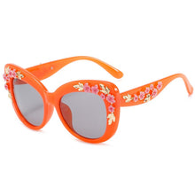 Load image into Gallery viewer, Baroque Modern Vintage Cat Eye Sunglasses